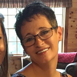 Meet your Posher, Traci